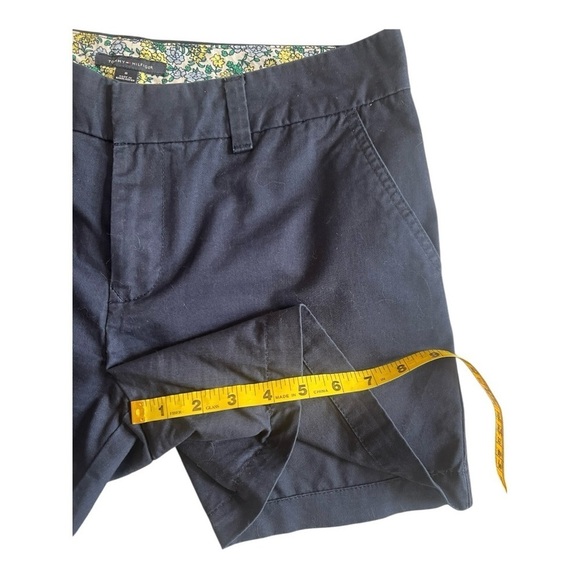 Tommy Hilfiger Navy Shorts Size 8 Women - Picture 10 of 11